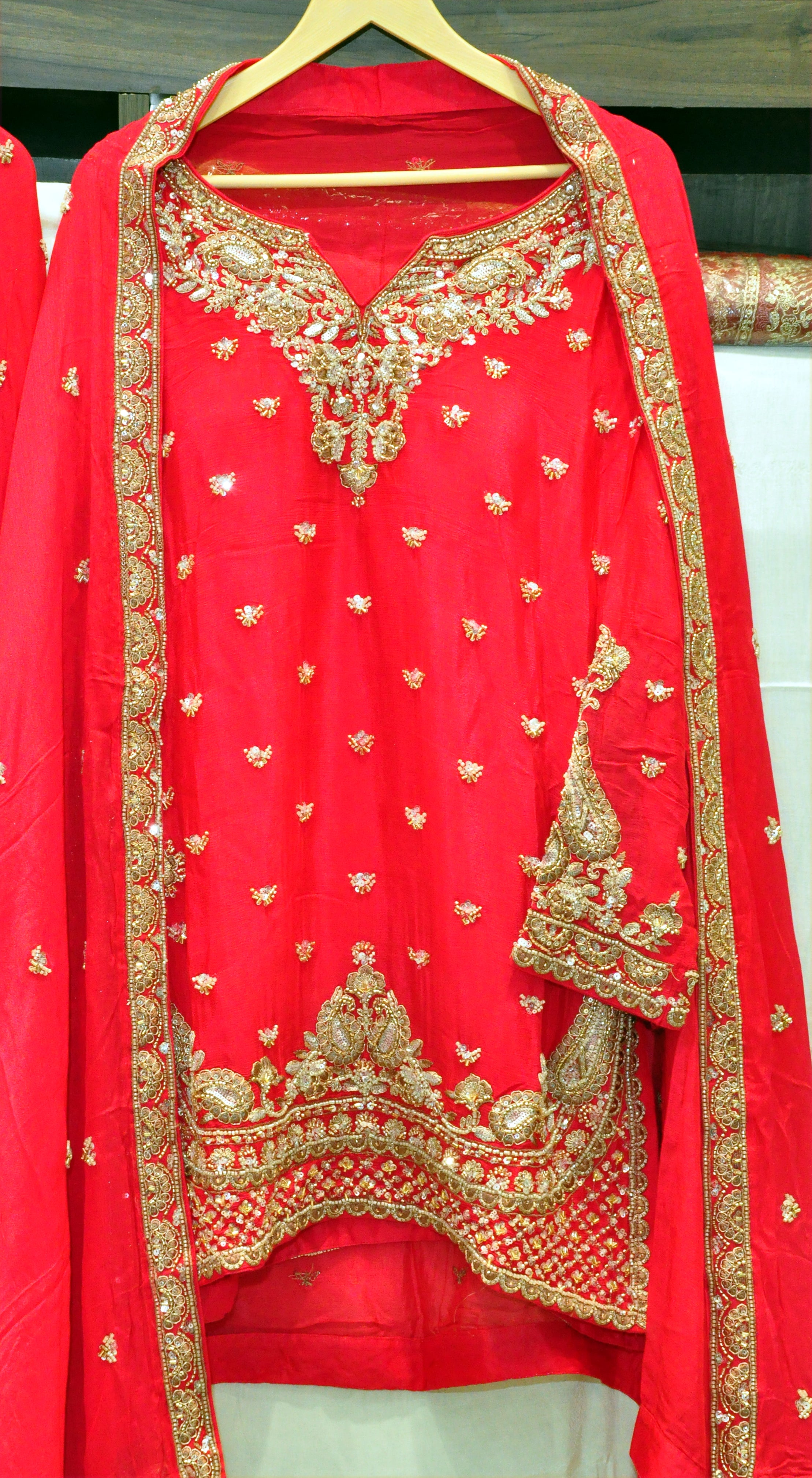 Chinon Readymade Suit